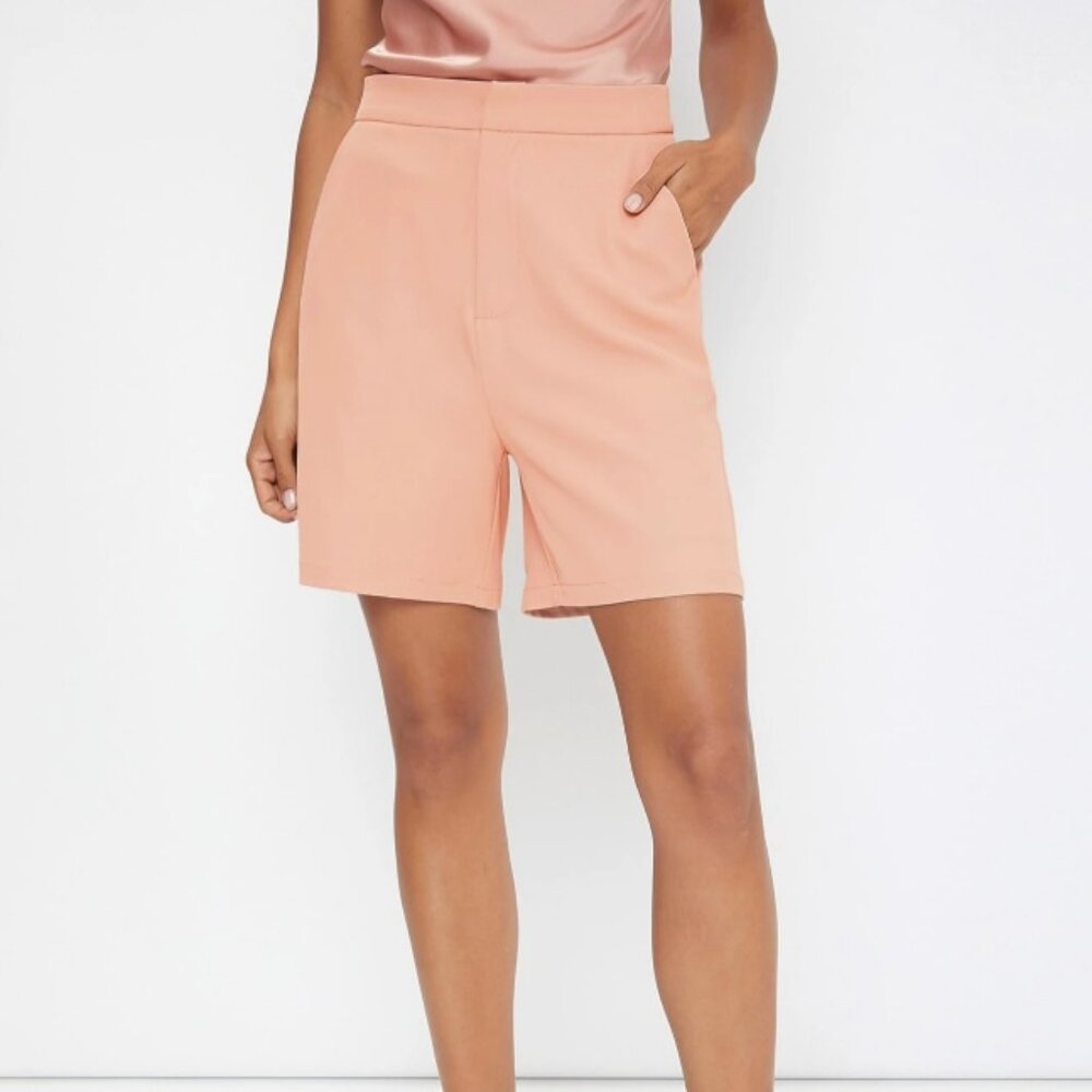 NEW!  Size 6 Zipper Fly Solid Shorts